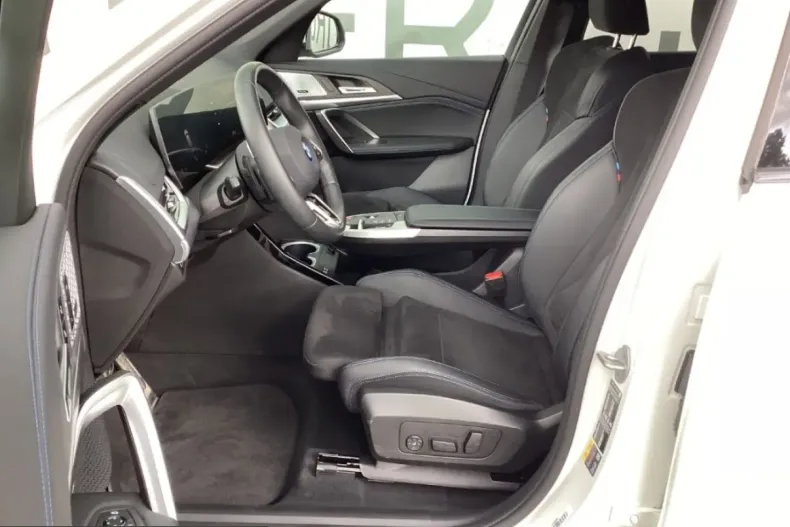 BMW X1 (Seria X) din 2025 cu 22.505 km - oferta BMW247794 - foto 6