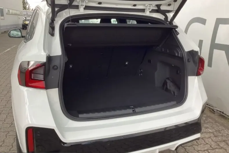 BMW X1 (Seria X) din 2025 cu 22.505 km - oferta BMW247794 - foto 12