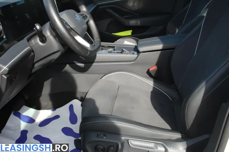 Volkswagen Passat din 2025 cu 20.745 km - oferta VOL247796 - foto 6