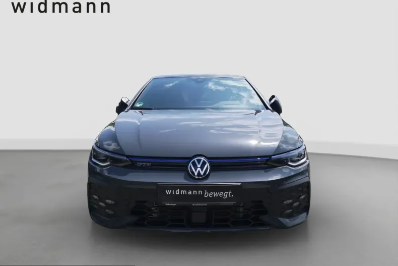 Volkswagen Golf din 2024 cu 17.800 km - oferta VOL247799 - foto 3