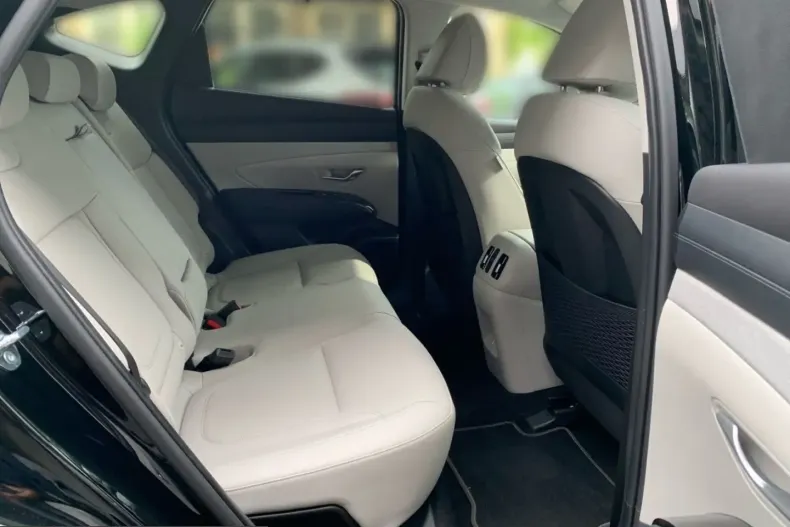 Hyundai Tucson din 2025 cu 31.774 km - oferta HYU247803 - foto 21