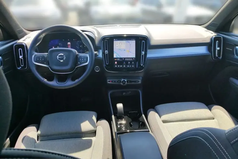 Volvo XC40 din 2025 cu 13.830 km - oferta VOL247805 - foto 20