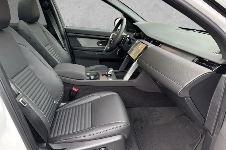 Land Rover Discovery Sport din 2025 cu 34.900 km - oferta LAN247807 - foto 4