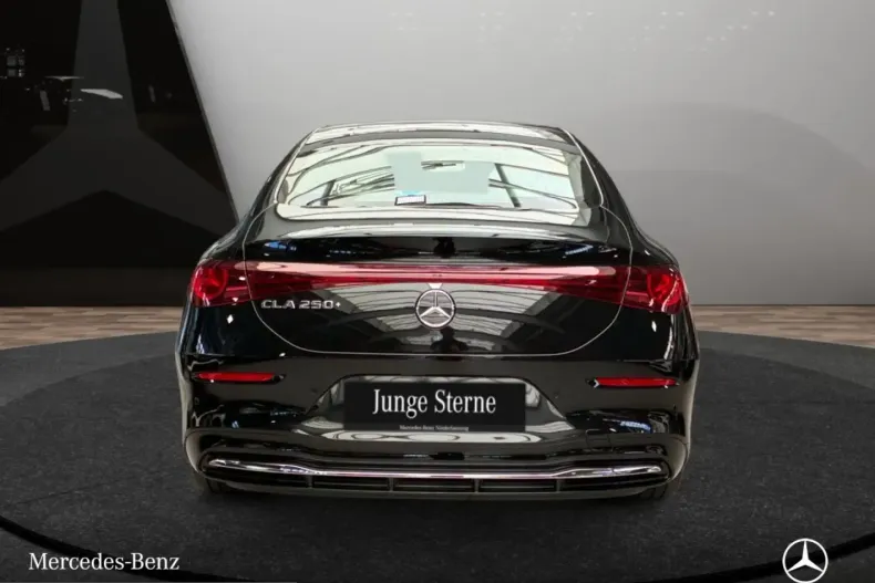 Mercedes-Benz CLA 250 (Clasa CLA) din 2025 cu 7.550 km - oferta MER247809 - foto 9