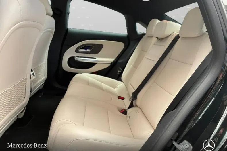 Mercedes-Benz CLA 250 (Clasa CLA) din 2025 cu 7.550 km - oferta MER247809 - foto 12