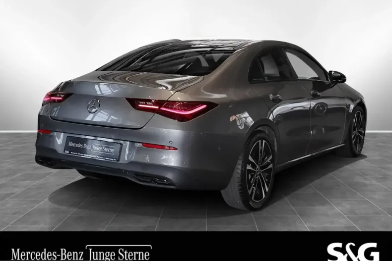 Mercedes-Benz CLA 180 (Clasa CLA) din 2025 cu 4.490 km - oferta MER247810 - foto 2