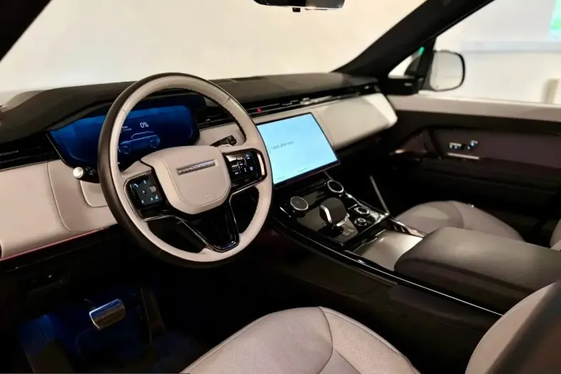 Land Rover Range Rover Sport din 2023 cu 53.000 km - oferta LAN247828 - foto 7