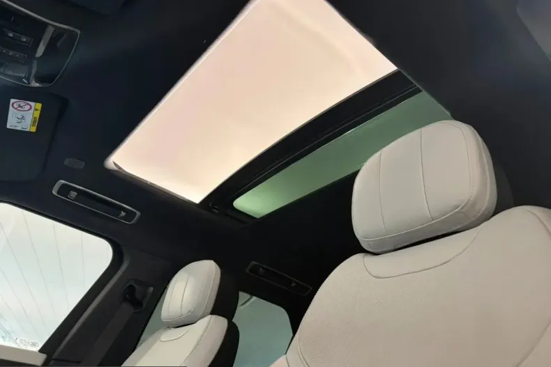 Land Rover Range Rover Sport din 2023 cu 53.000 km - oferta LAN247828 - foto 9