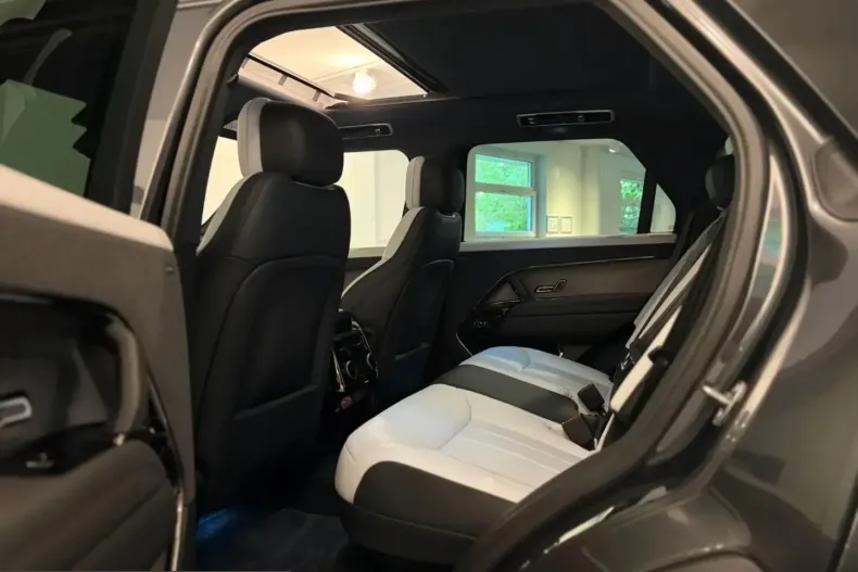 Land Rover Range Rover Sport din 2023 cu 53.000 km - oferta LAN247828 - foto 10