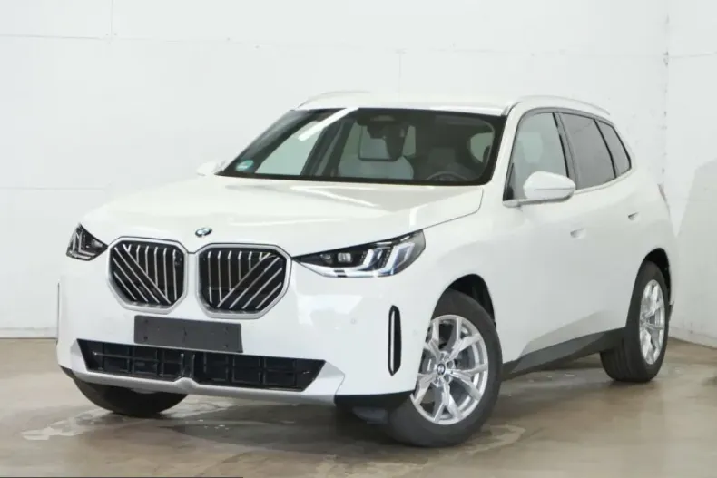 BMW X3 (Seria X) din 2025 cu 15.300 km - oferta BMW247839 - foto 1