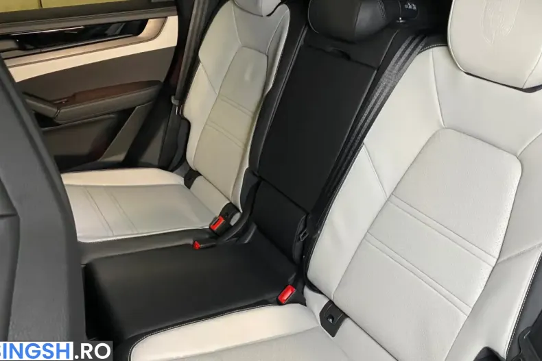 Porsche Cayenne din 2026 cu 9.000 km - oferta POR247840 - foto 23