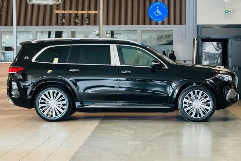 Mercedes-Benz GLS 600 (Clasa GLS) din 2023 cu 30.000 km - oferta MER247842 - foto 2