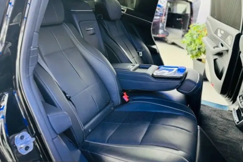 Mercedes-Benz GLS 600 (Clasa GLS) din 2023 cu 30.000 km - oferta MER247842 - foto 18