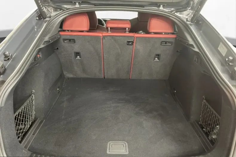 Audi SQ6 din 2025 cu 9.260 km - oferta AUD247850 - foto 21