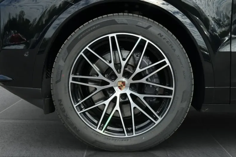 Porsche Cayenne din 2025 cu 12.900 km - oferta POR247857 - foto 6