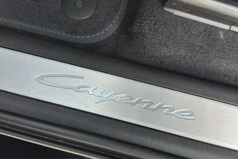 Porsche Cayenne din 2025 cu 12.900 km - oferta POR247857 - foto 17