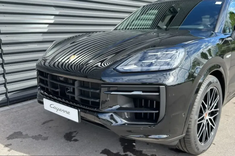 Porsche Cayenne din 2025 cu 12.900 km - oferta POR247857 - foto 27