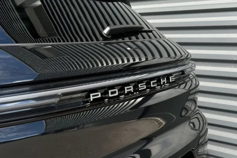 Porsche Cayenne din 2025 cu 12.900 km - oferta POR247857 - foto 30