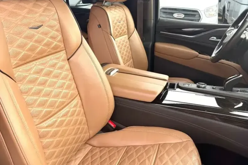 Cadillac Escalade din 2022 cu 72.000 km - oferta CAD247865 - foto 6