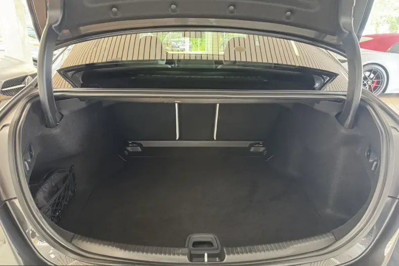 Mercedes-Benz C 300 (Clasa C) din 2023 cu 25.800 km - oferta MER247874 - foto 14