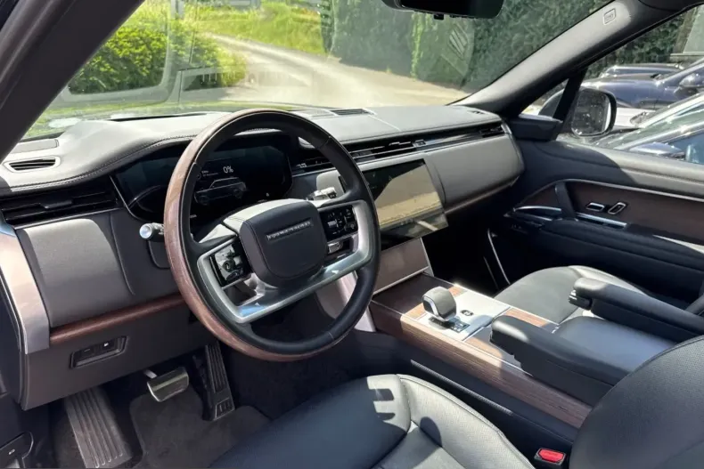 Land Rover Range Rover din 2024 cu 49.000 km - oferta LAN247879 - foto 7