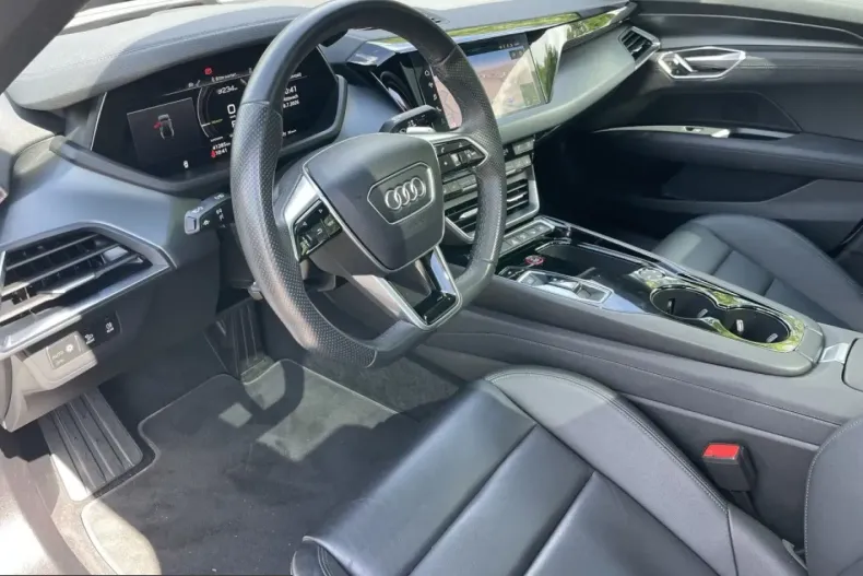 Audi e-tron GT din 2022 cu 41.200 km - oferta AUD247883 - foto 9