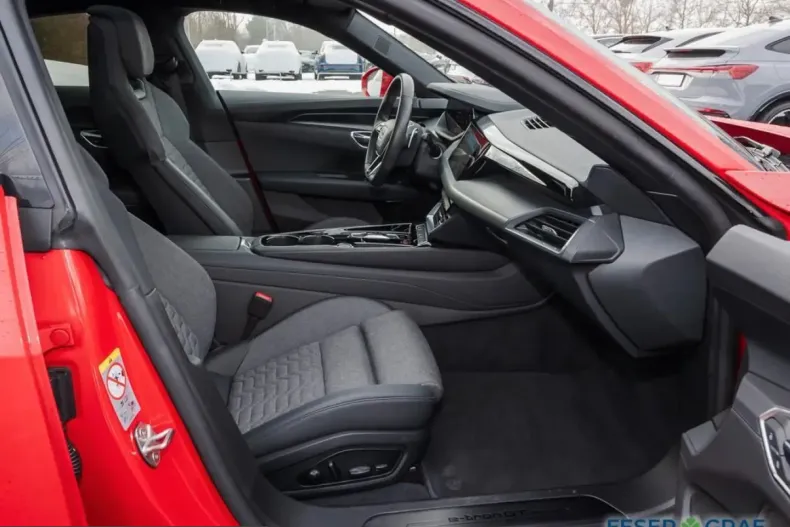 Audi e-tron GT din 2023 cu 23.664 km - oferta AUD247885 - foto 6