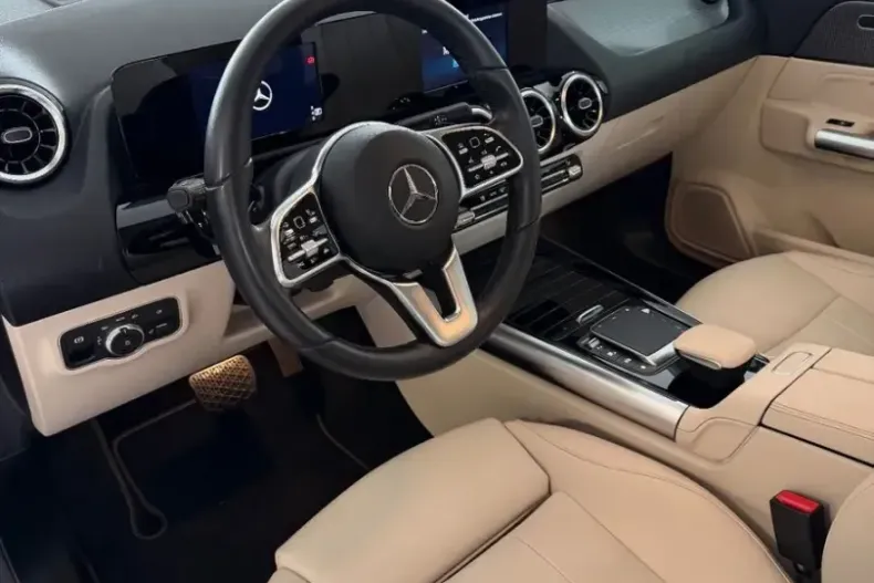 Mercedes-Benz GLA 200 (Clasa GLA) din 2023 cu 88.000 km - oferta MER247899 - foto 15