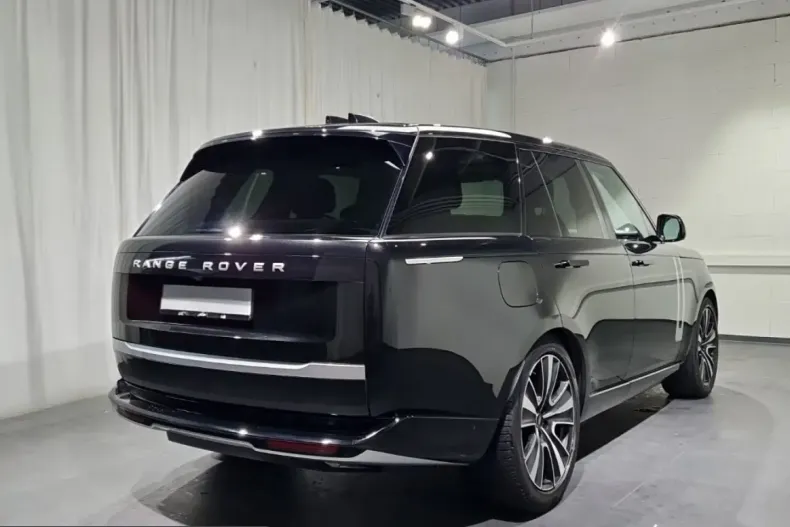 Land Rover Range Rover din 2023 cu 84.836 km - oferta LAN247900 - foto 3