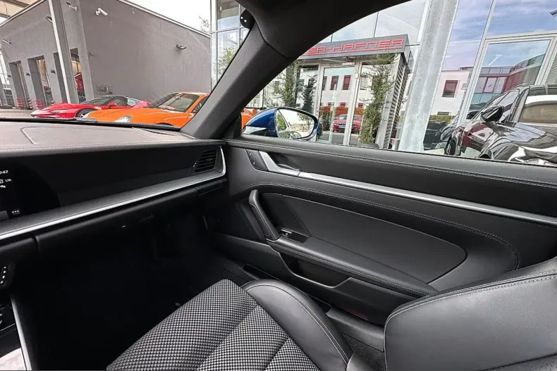 Porsche 911 din 2024 cu 12.210 km - oferta POR247903 - foto 36