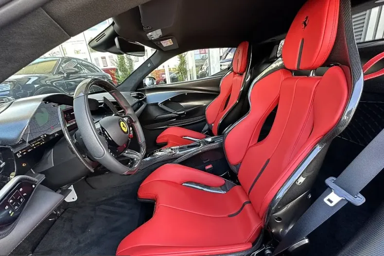 Ferrari 296 GTB din 2024 cu 5.900 km - oferta FER247904 - foto 35