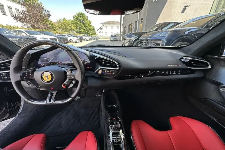 Ferrari 296 GTB din 2024 cu 5.900 km - oferta FER247904 - foto 41