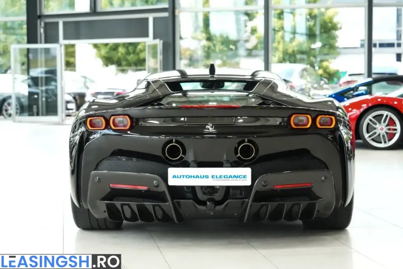 Ferrari SF90 din 2022 cu 1.146 km - oferta FER247909 - foto 5