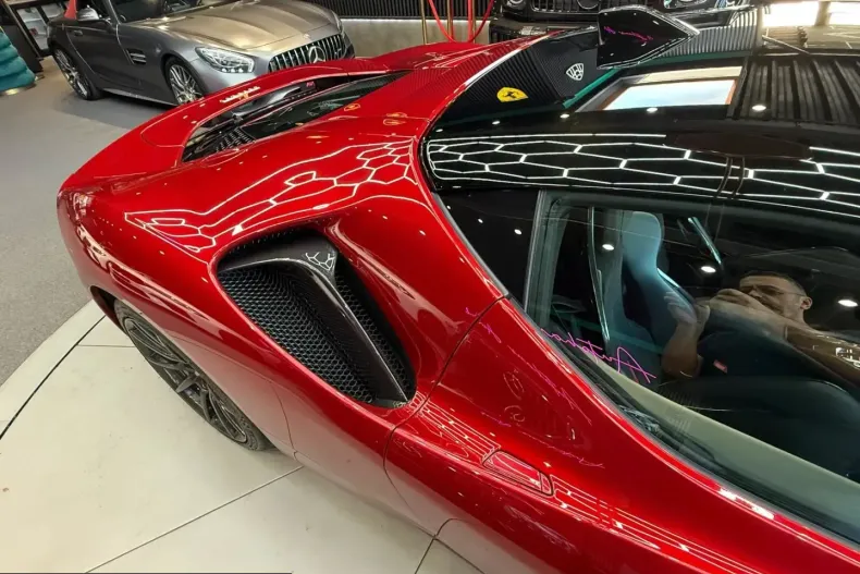 Ferrari SF90 din 2021 cu 7.000 km - oferta FER247910 - foto 11