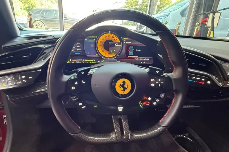 Ferrari SF90 din 2021 cu 7.000 km - oferta FER247910 - foto 21
