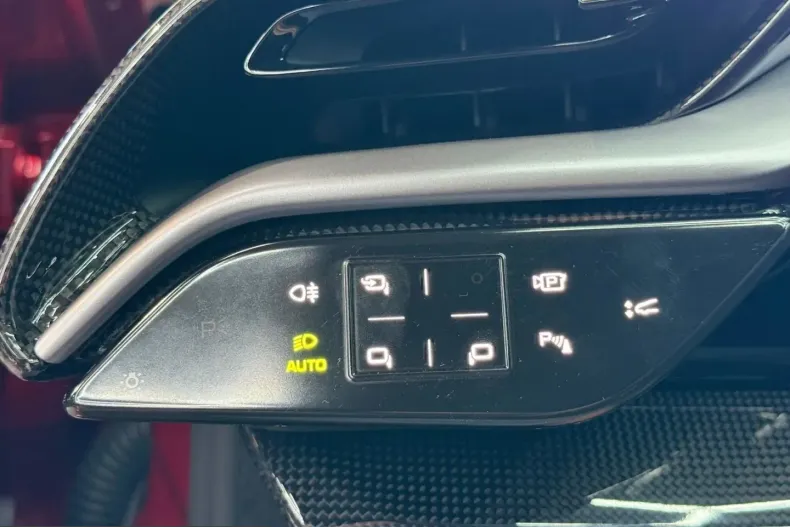 Ferrari SF90 din 2021 cu 7.000 km - oferta FER247910 - foto 23