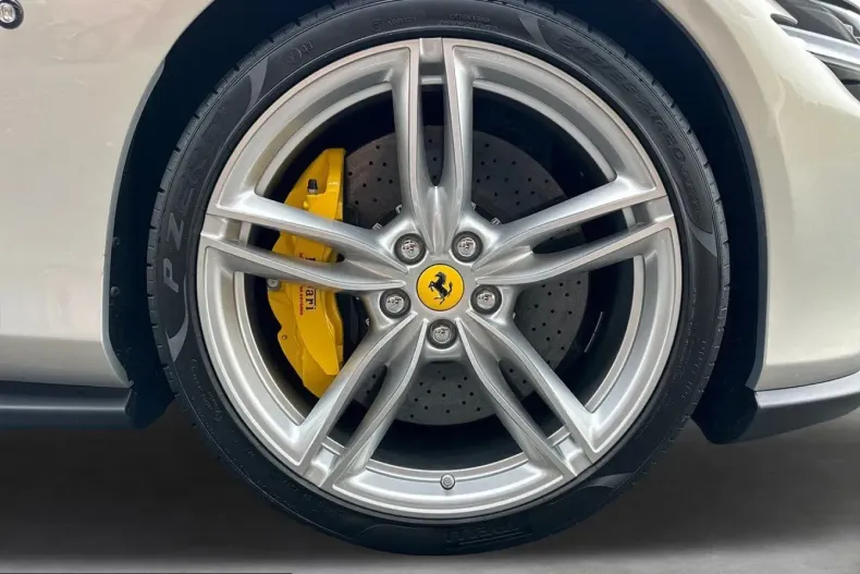 Ferrari Roma din 2024 cu 1.900 km - oferta FER247915 - foto 10
