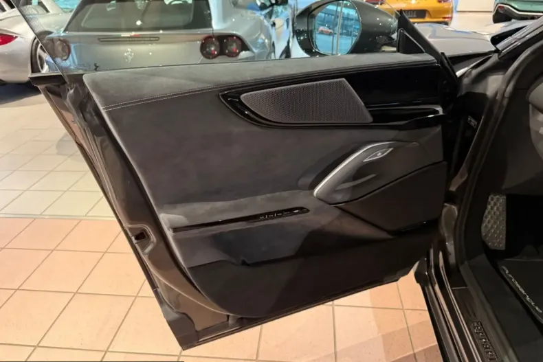 Ferrari Purosangue din 2024 cu 5.394 km - oferta FER247916 - foto 19