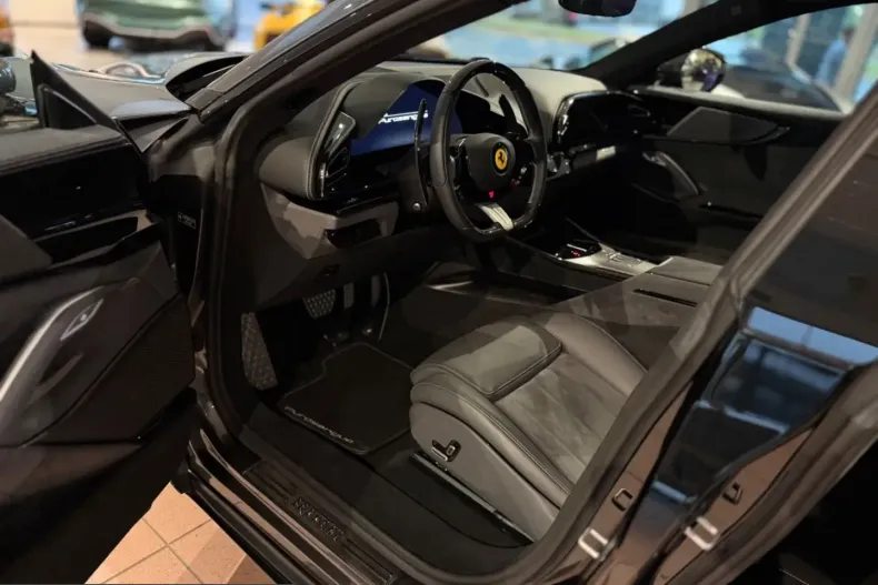 Ferrari Purosangue din 2024 cu 5.394 km - oferta FER247916 - foto 20