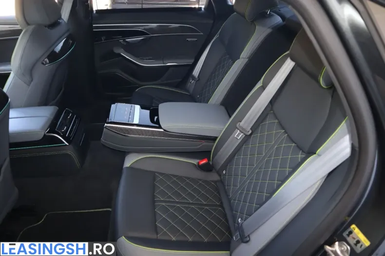 Audi A8 din 2024 cu 3.100 km - oferta AUD247919 - foto 35