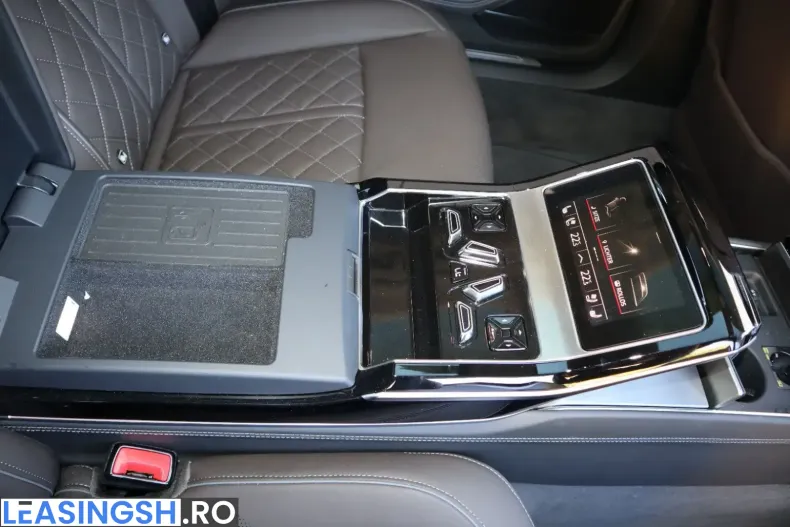 Audi A8 din 2025 cu 10.000 km - oferta AUD247924 - foto 39