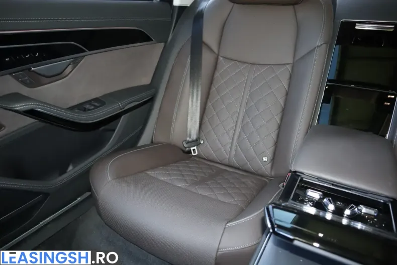 Audi A8 din 2025 cu 10.000 km - oferta AUD247924 - foto 42