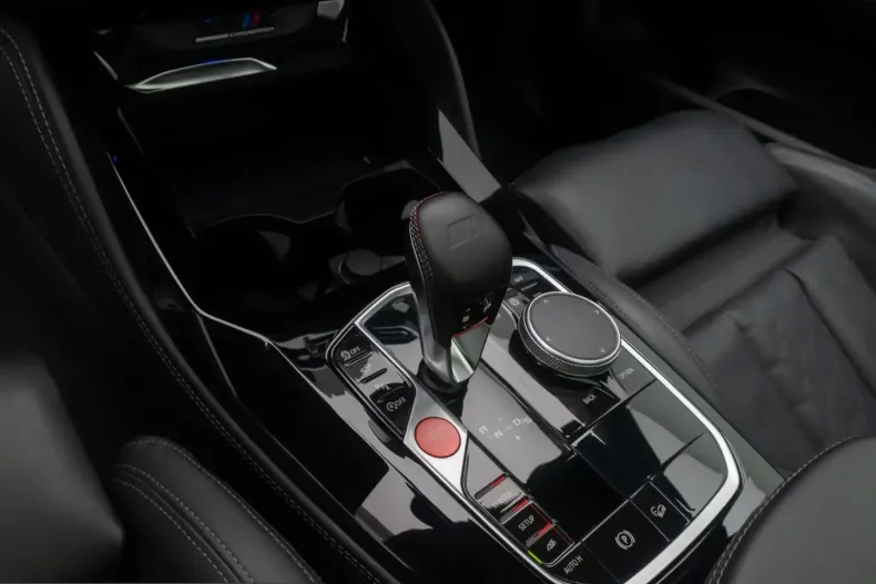 BMW X4 (Seria X) din 2024 cu 43.962 km - oferta BMW247925 - foto 21