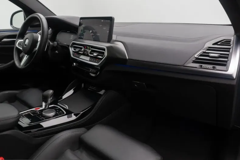 BMW X4 (Seria X) din 2024 cu 43.962 km - oferta BMW247925 - foto 22