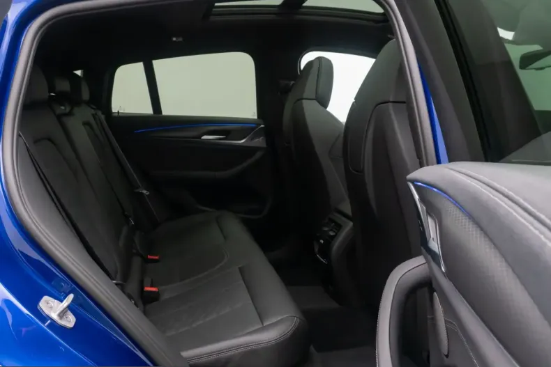BMW X4 (Seria X) din 2024 cu 43.962 km - oferta BMW247925 - foto 25