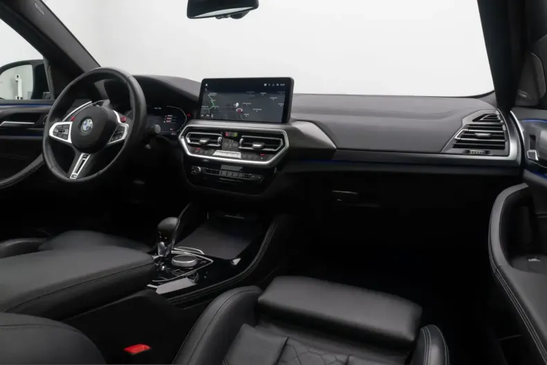 BMW X4 (Seria X) din 2024 cu 43.962 km - oferta BMW247925 - foto 40