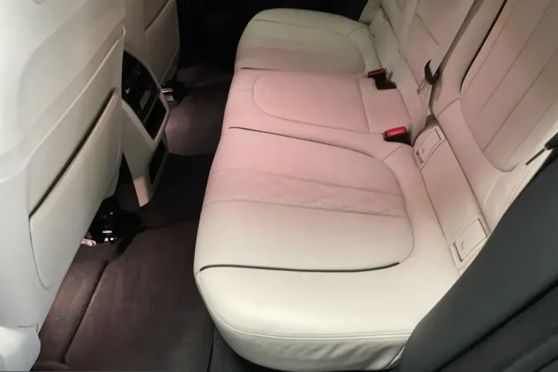 BMW X6 (Seria X) din 2023 cu 30.356 km - oferta BMW247931 - foto 11