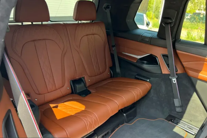 BMW X7 (Seria X) din 2023 cu 29.788 km - oferta BMW247935 - foto 14