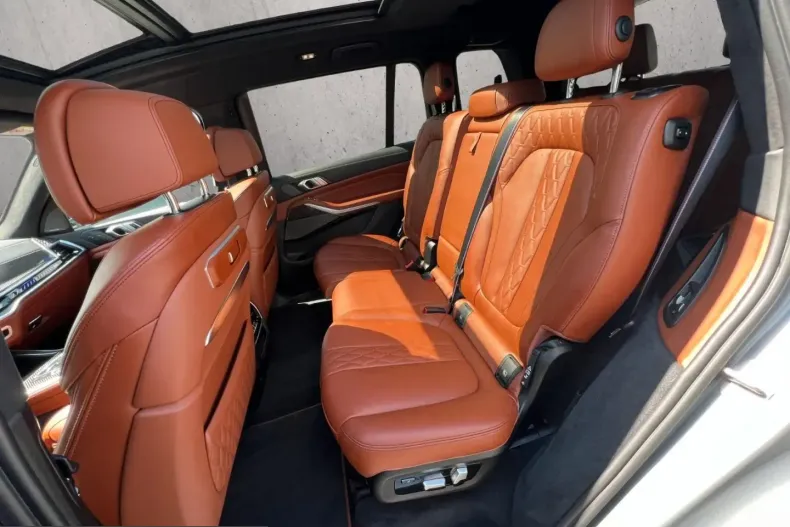 BMW X7 (Seria X) din 2023 cu 29.788 km - oferta BMW247935 - foto 15