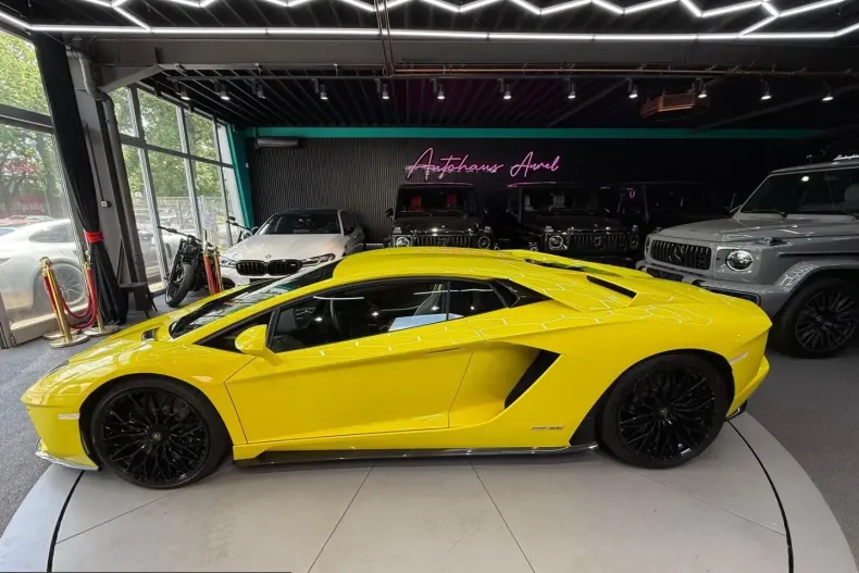 Lamborghini Aventador din 2022 cu 17.745 km - oferta LAM247941 - foto 4